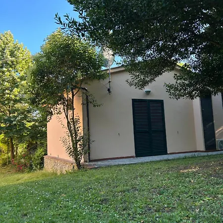 Di Campagna Con Piscina Privata 피스토이아